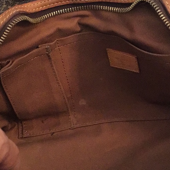 Louis Vuitton Monogram Riveting Handbag - Picture 12 of 16